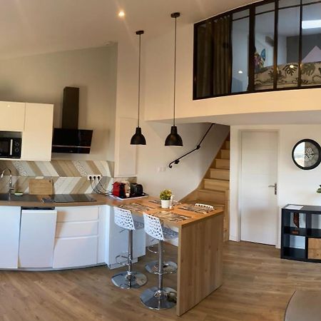 Spacieux Duplex, Vue Mer Et Belle Terrasse Hyères Екстериор снимка