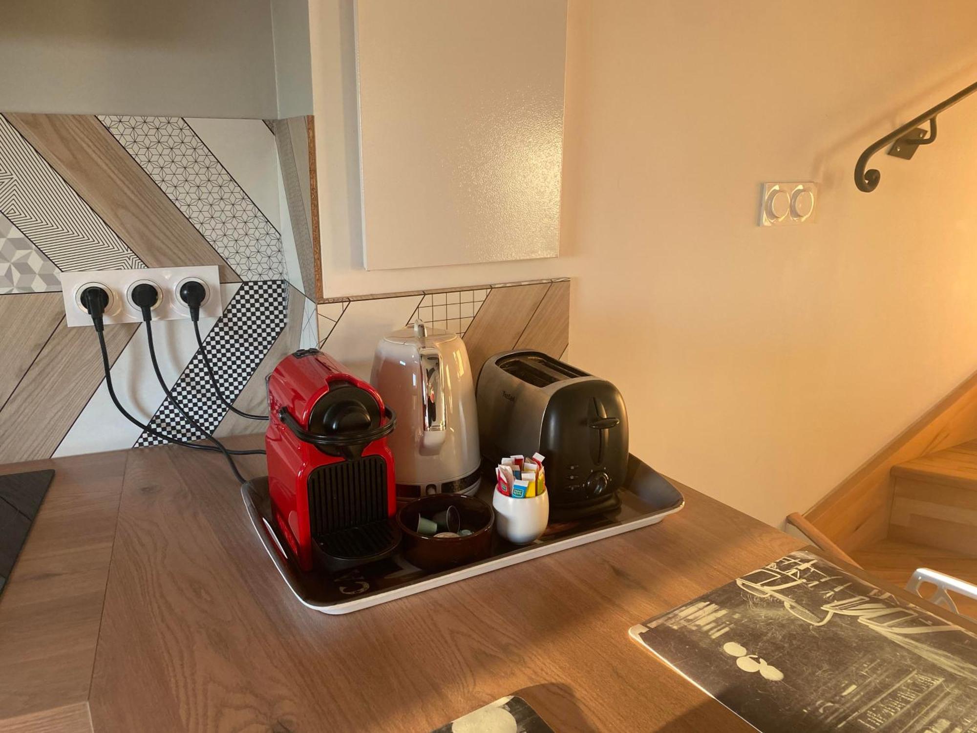 Spacieux Duplex, Vue Mer Et Belle Terrasse Hyères Екстериор снимка
